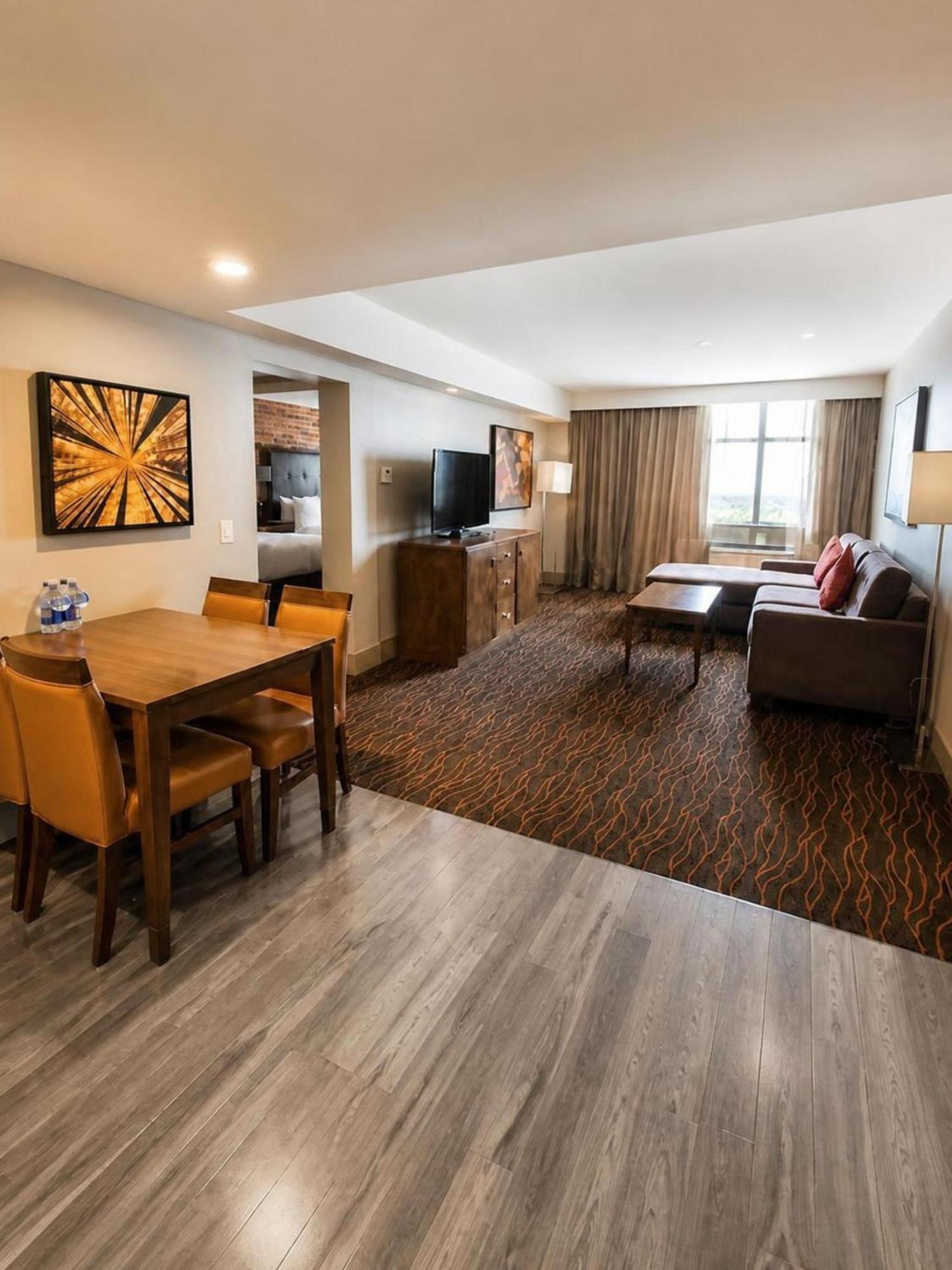 Two-Room King Suite